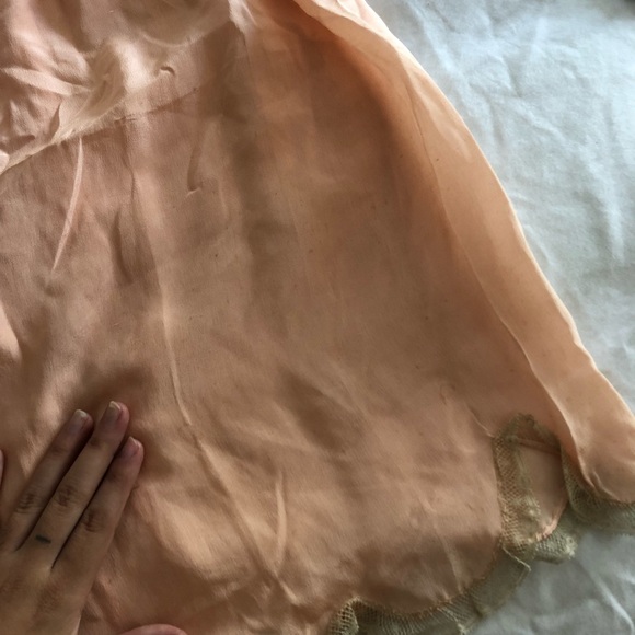 S O L D // VINTAGE/ antique silk shorts - Picture 3 of 6